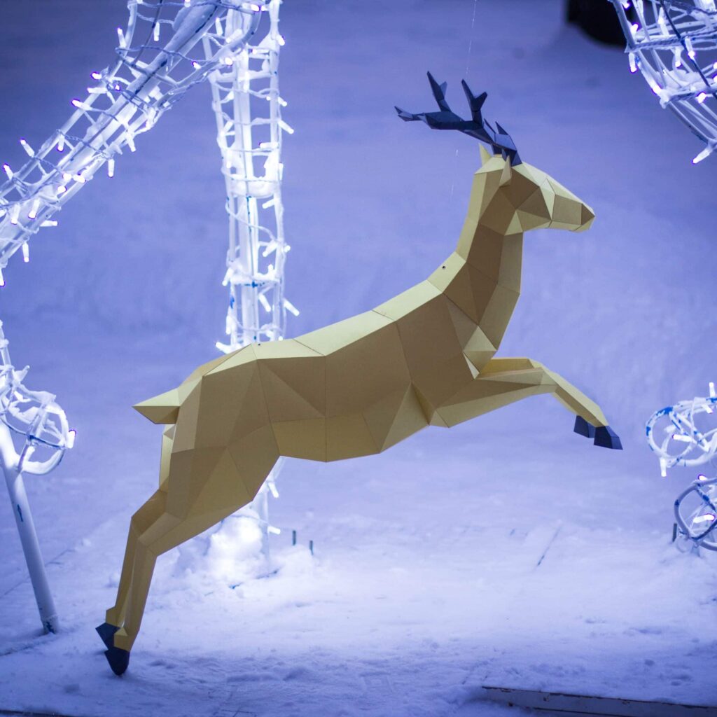 Papercraft of flying kite in 3D origami