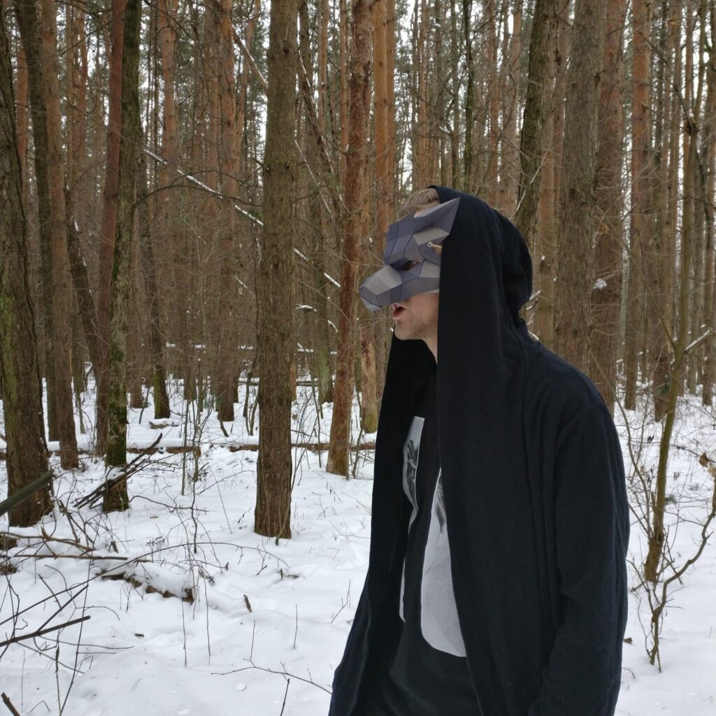 Papercraft de máscara de lobo em origami 3D