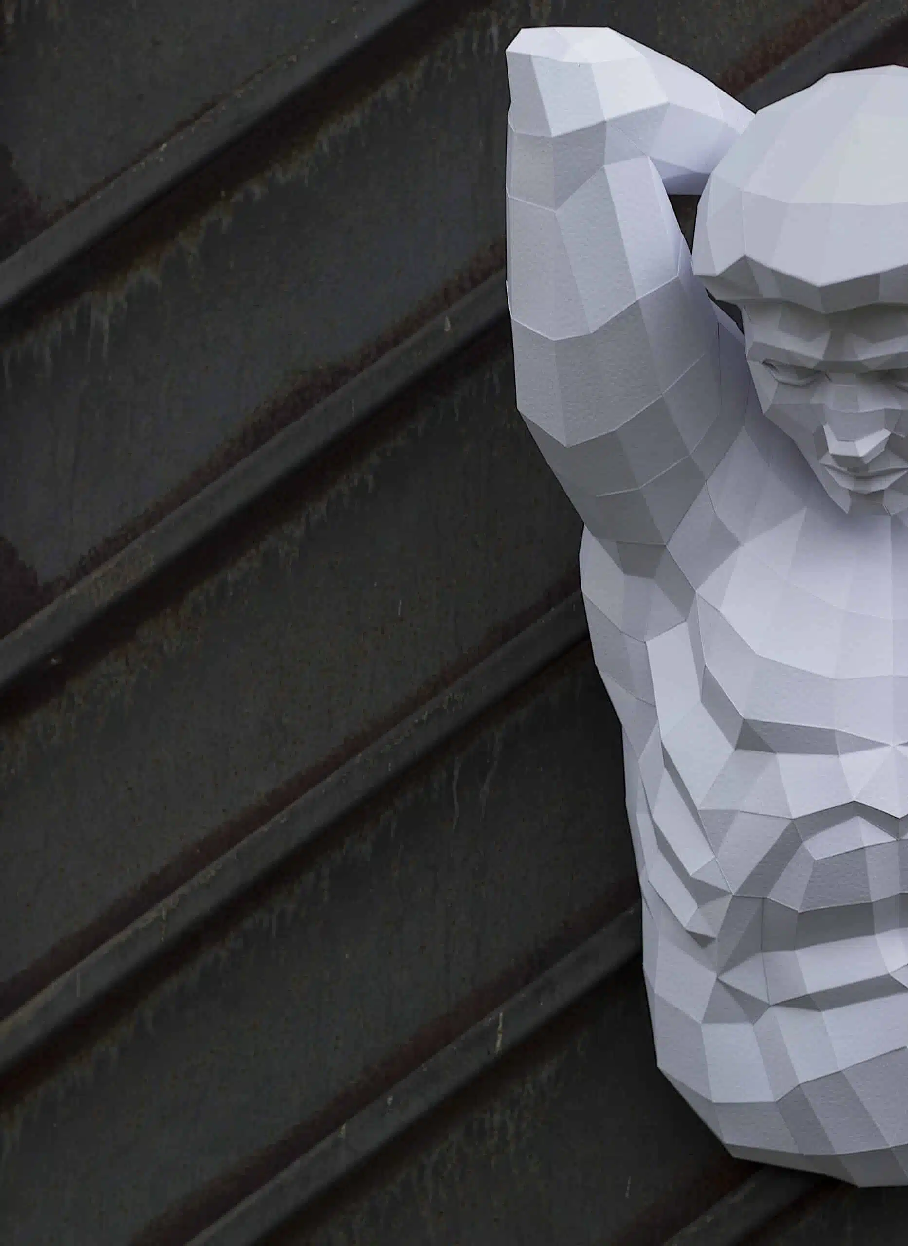 Papercraft d'Atlas en origami 3D, vue 6