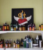 Papercraft de coeur tatoué en cadre en origami 3D