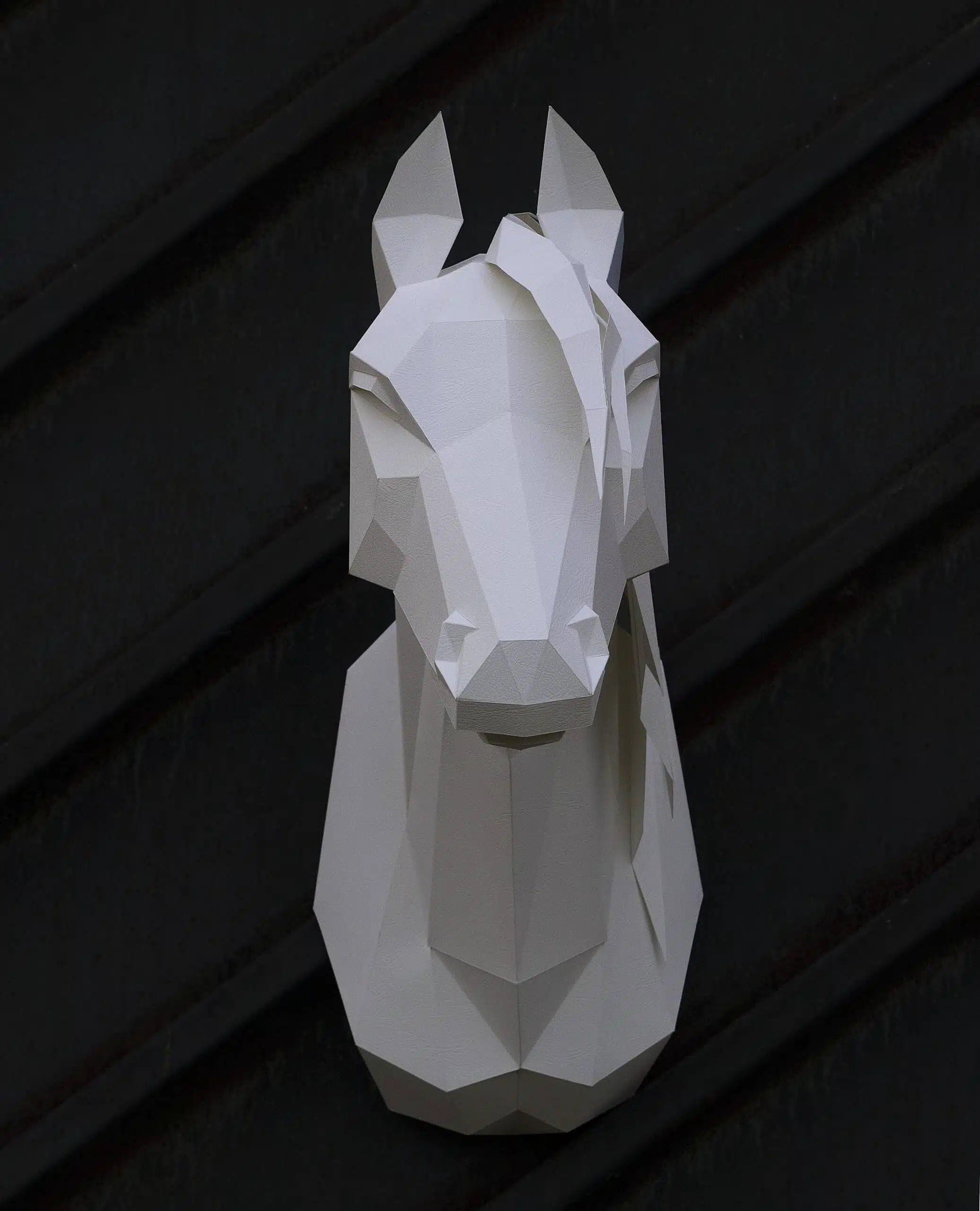 Papercraft tête de cheval arabe en origami 3D, vue 5