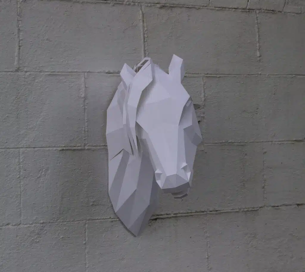 Origami 3D Arabisch paardenhoofd in minimalistisch design, weergave 4