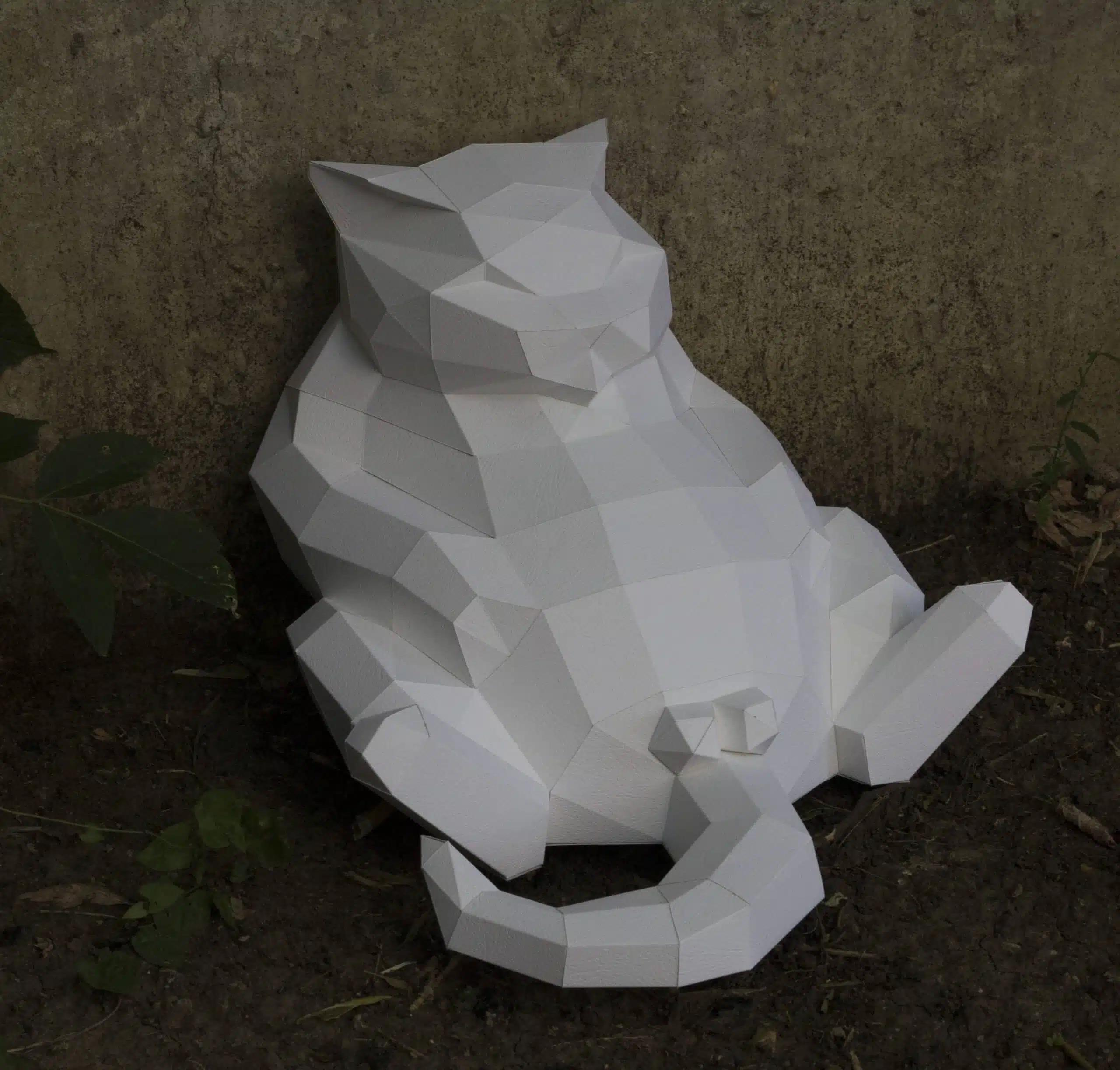 Papercraft de chat gros en origami 3D, vue 7