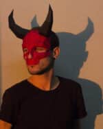 Papercraft horned skull mask in 3D origami