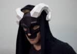 Papercraft horned skull mask in 3D origami