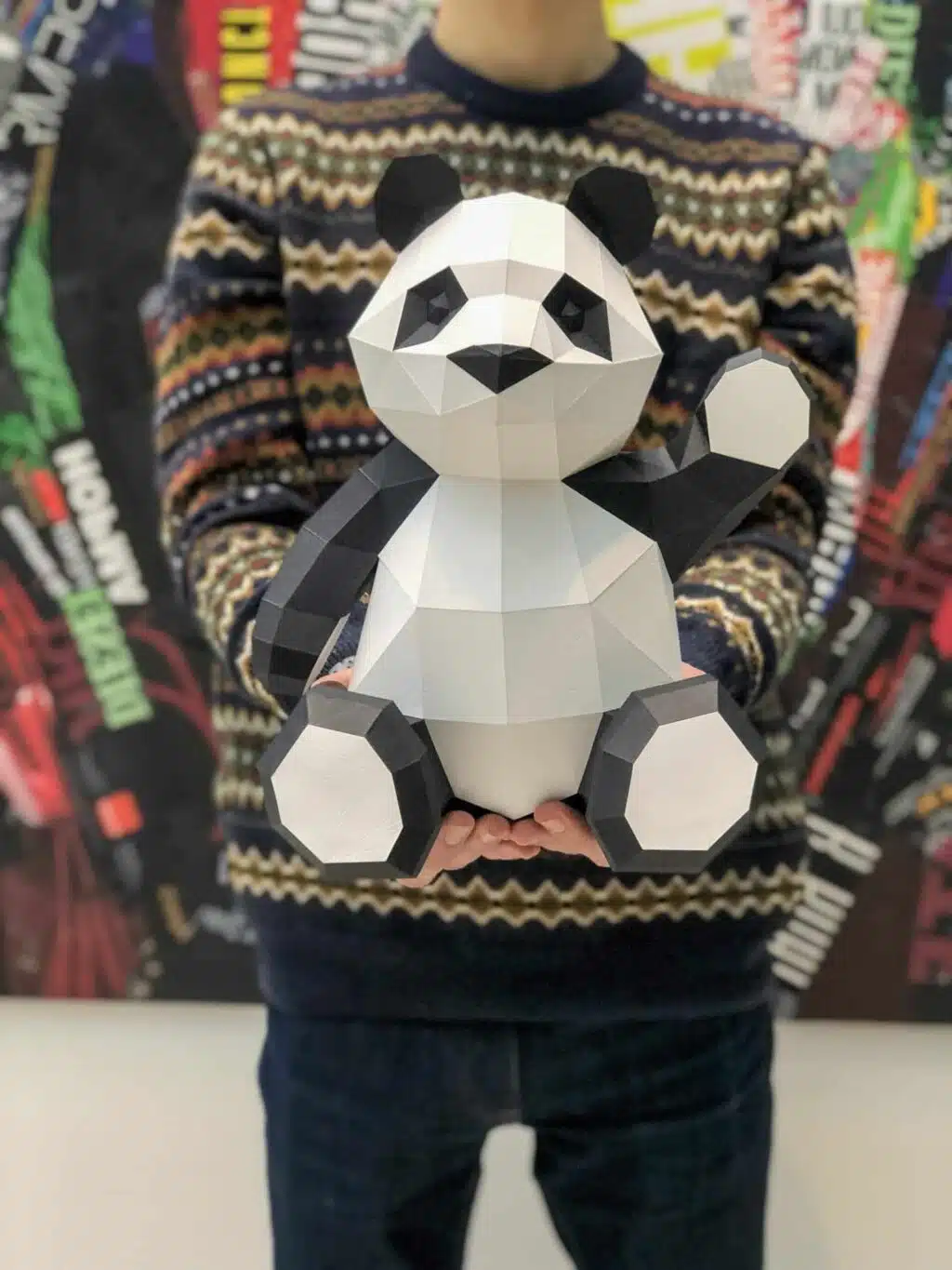 Knuffelige panda papercraft in 3D-origami, weergave 2