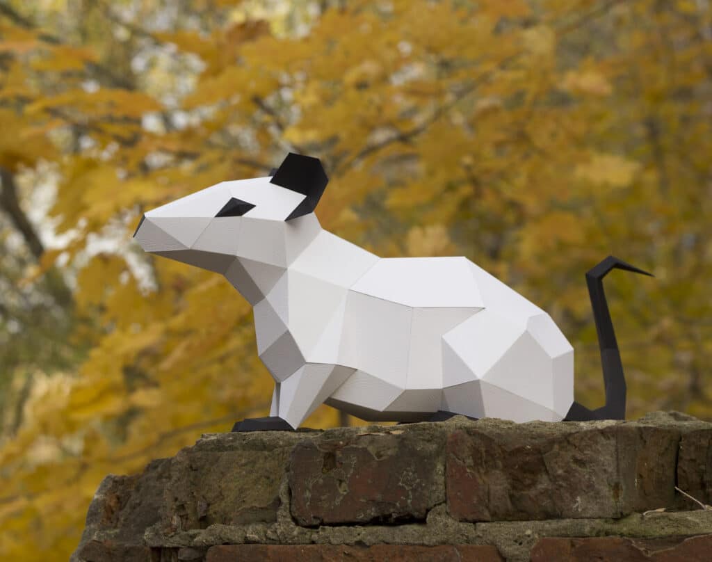 Papercraft rats for Chinese New Year in 3D origami