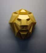Papercraft lion head in 3D origami