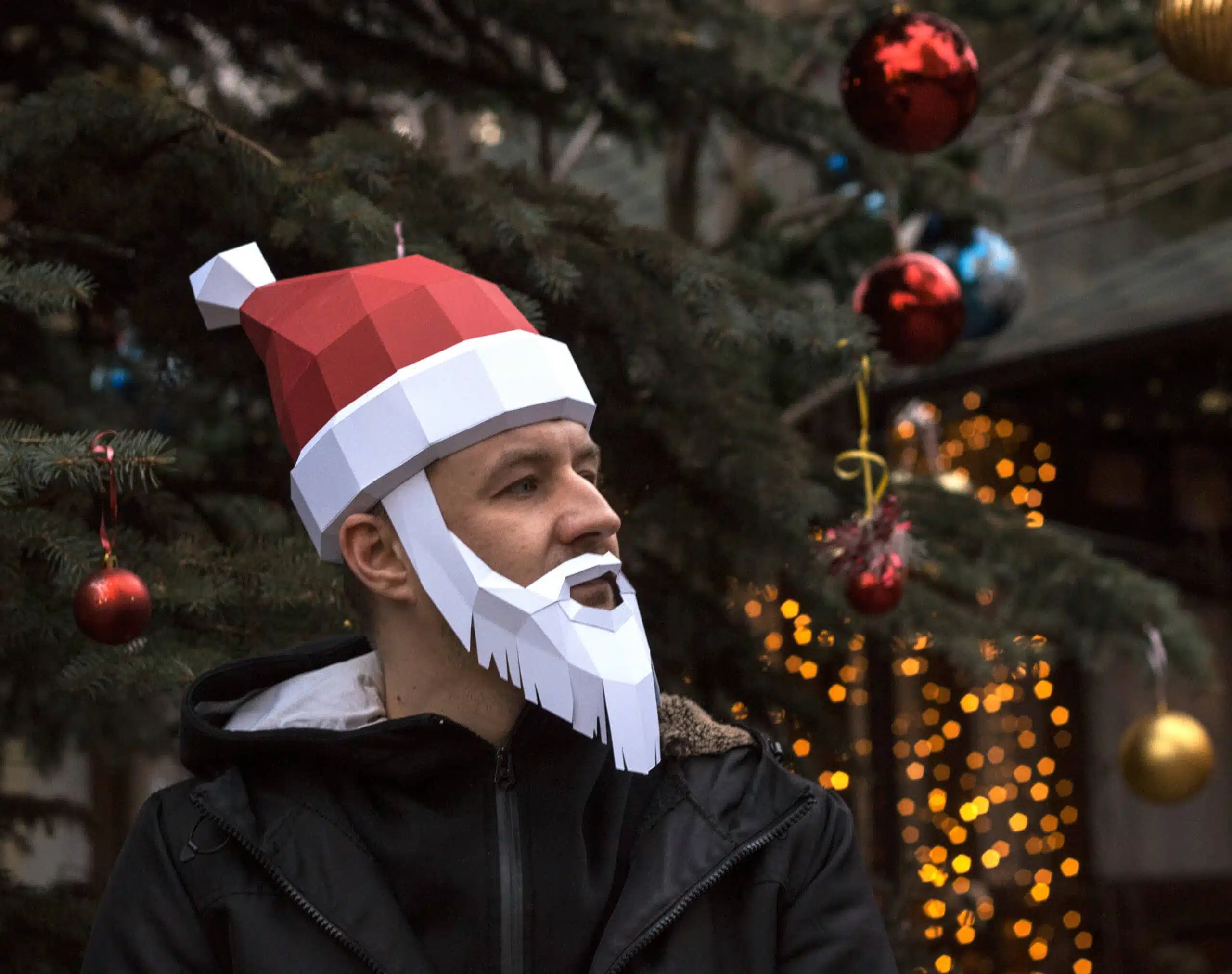 3D-origami kerstmuts met baard van de Kerstman, weergave 5