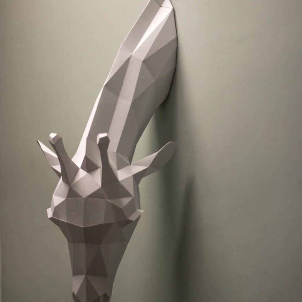 Papercraft de girafe en origami 3D Papercraft de girafe en origami 3D