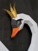 Papercraft de cisne com coroa em origami 3D