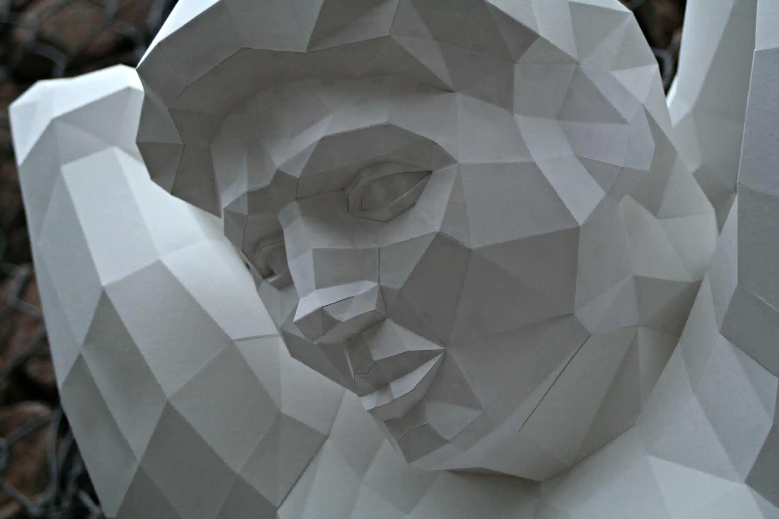 Papercraft d'Atlas en origami 3D, vue 11