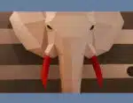Papercraft de cabeça de elefante vermelha em origami 3D