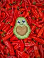 Papercraft avocado met hart in 3D origami, weergave 2