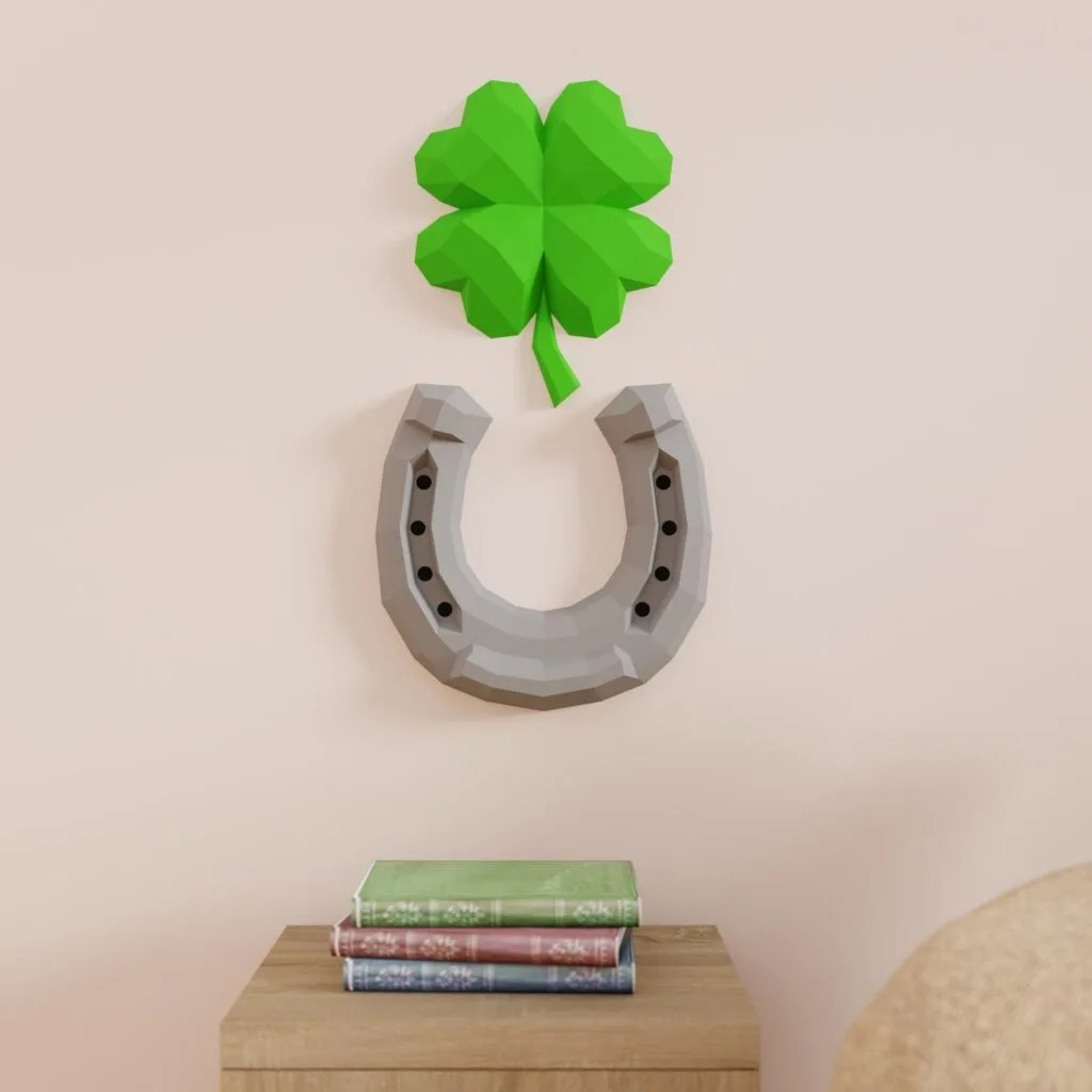 Fer à cheval et trèfle porte-bonheur en papercraft 3D