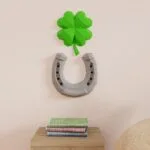 Hufeisen und Glückskleeblatt als 3D-Papercraft