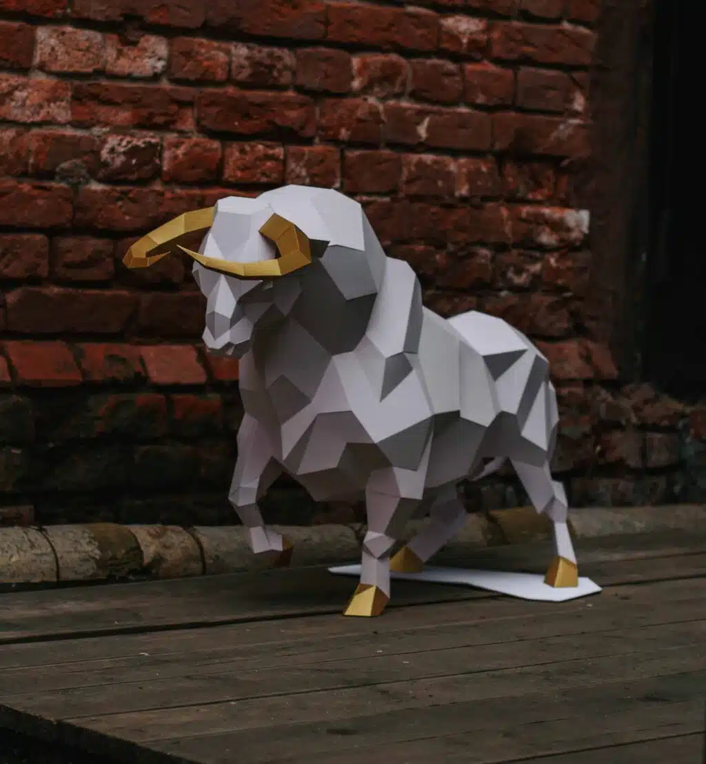 Grand taureau en papercraft 3D