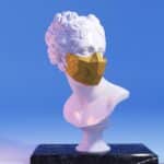 Papercraft de máscara poligonal em origami 3D