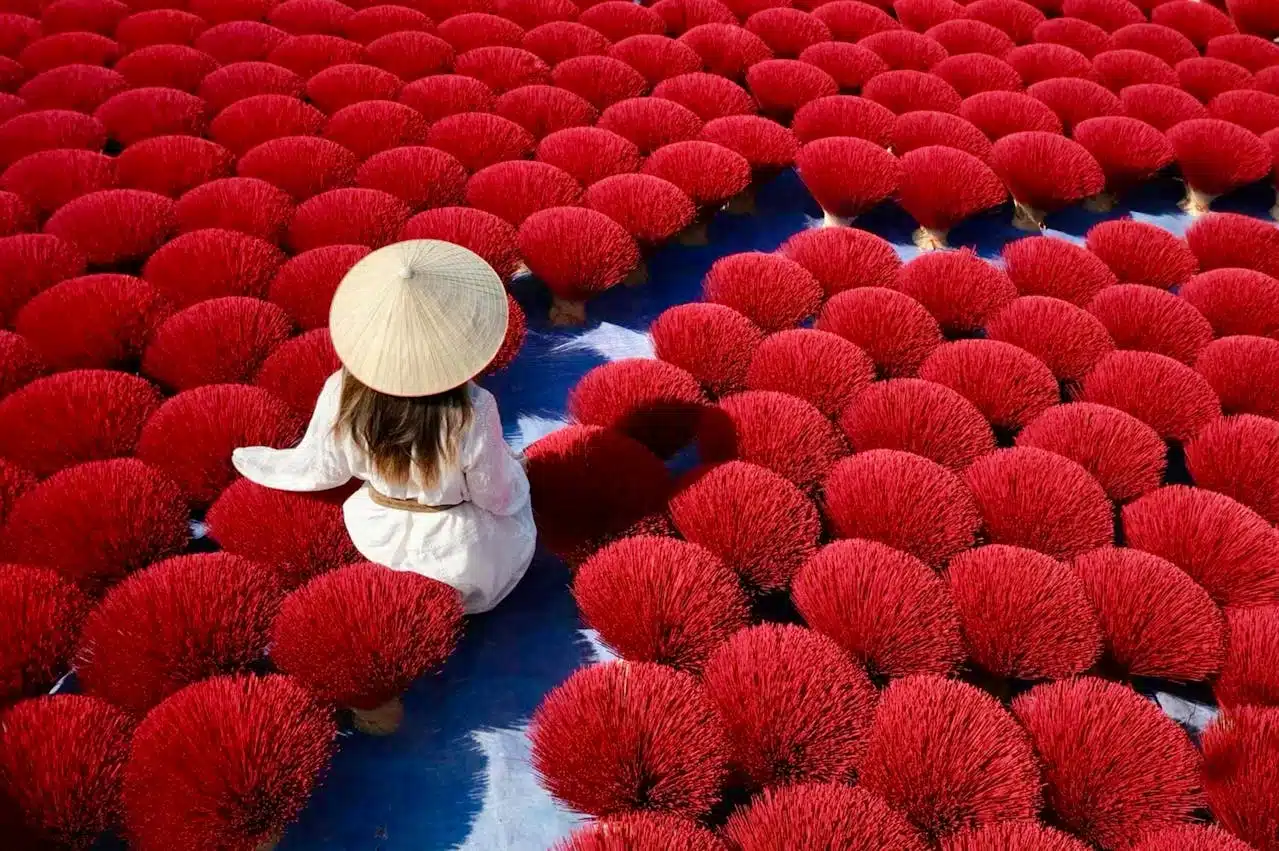 Vietnam’s Decorative Heritage: Rattan, Bamboo & Handicrafts + Sourcing Tips