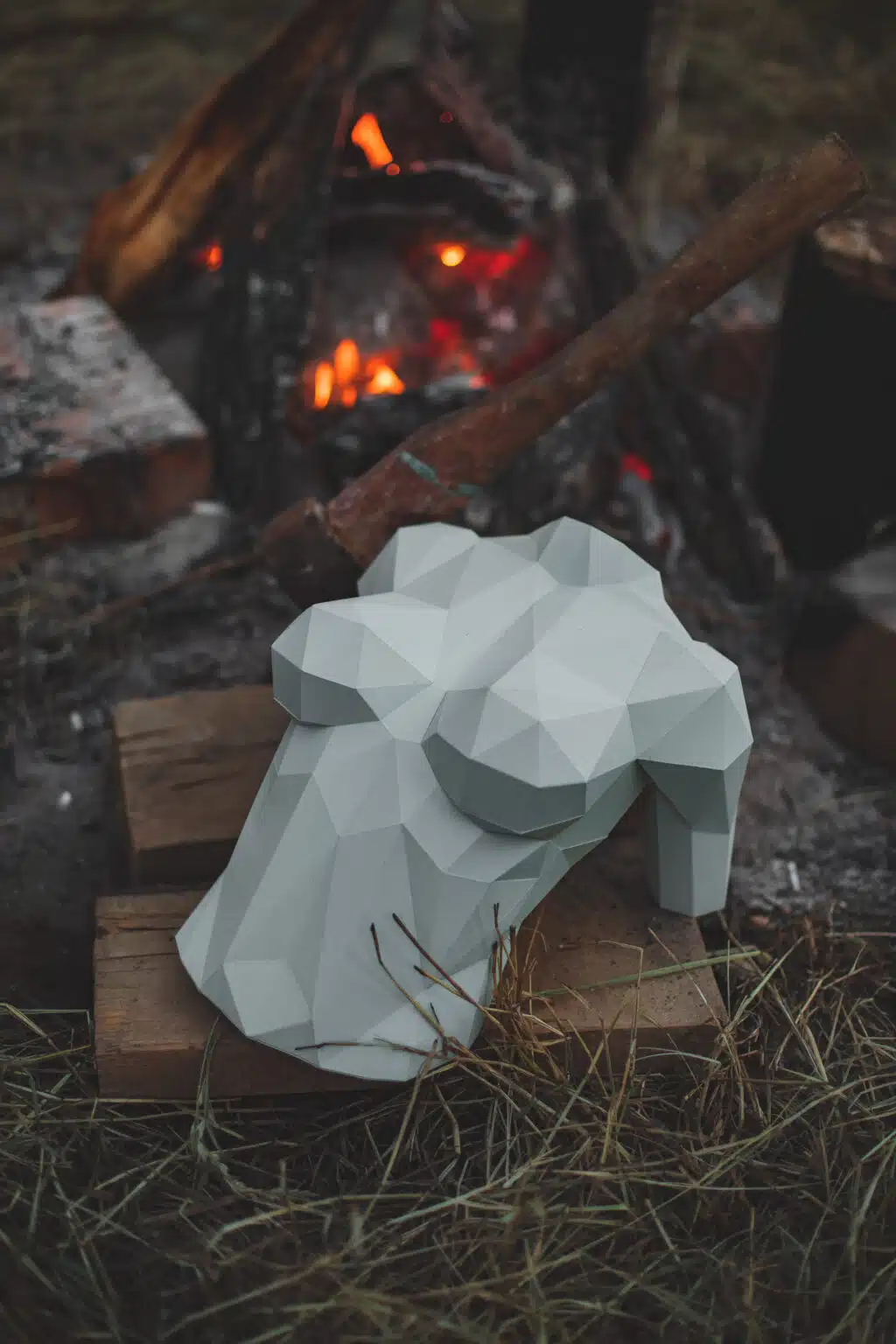 Escultura feminina em papercraft 3D