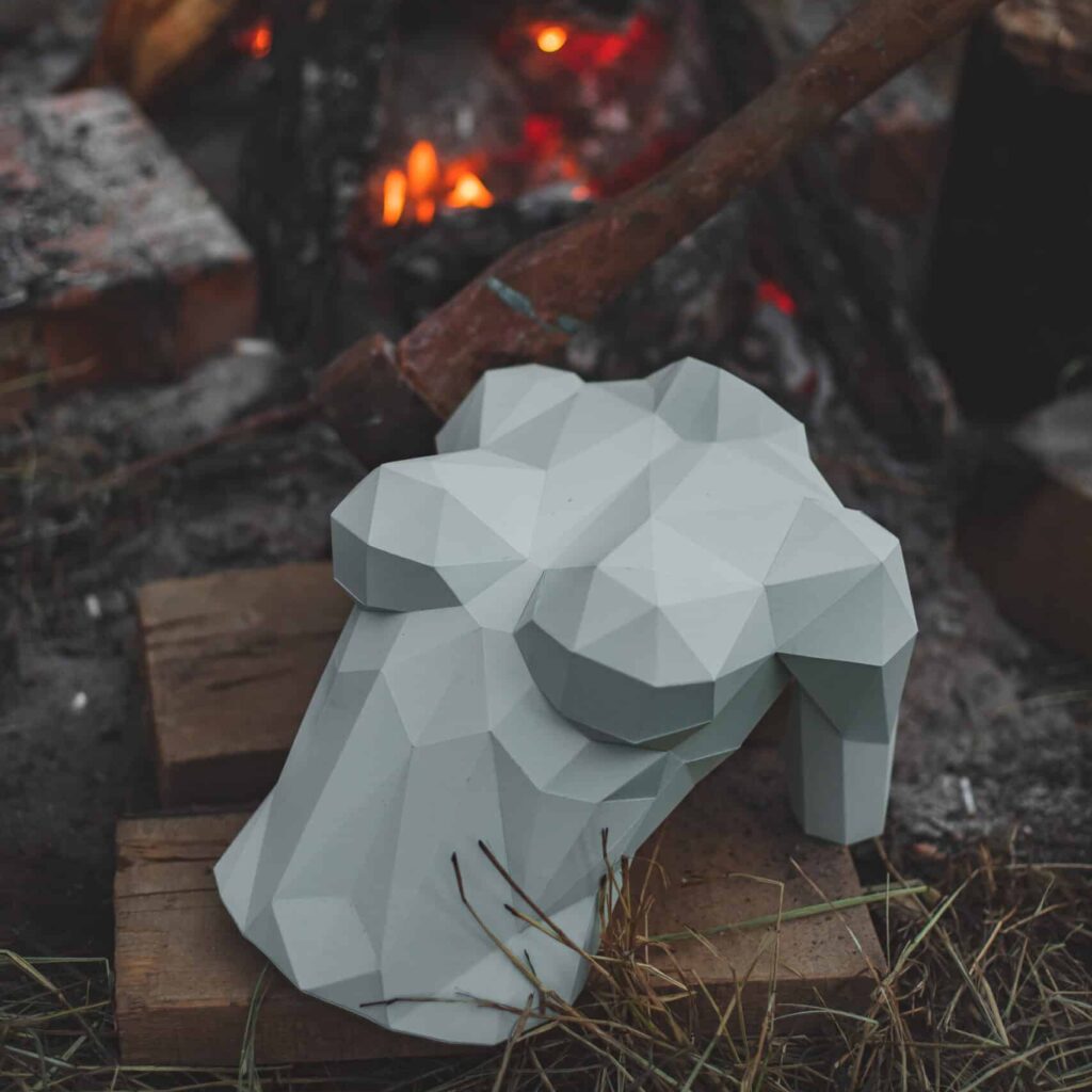 Papercraft de femme en origami 3D Papercraft de femme en origami 3D