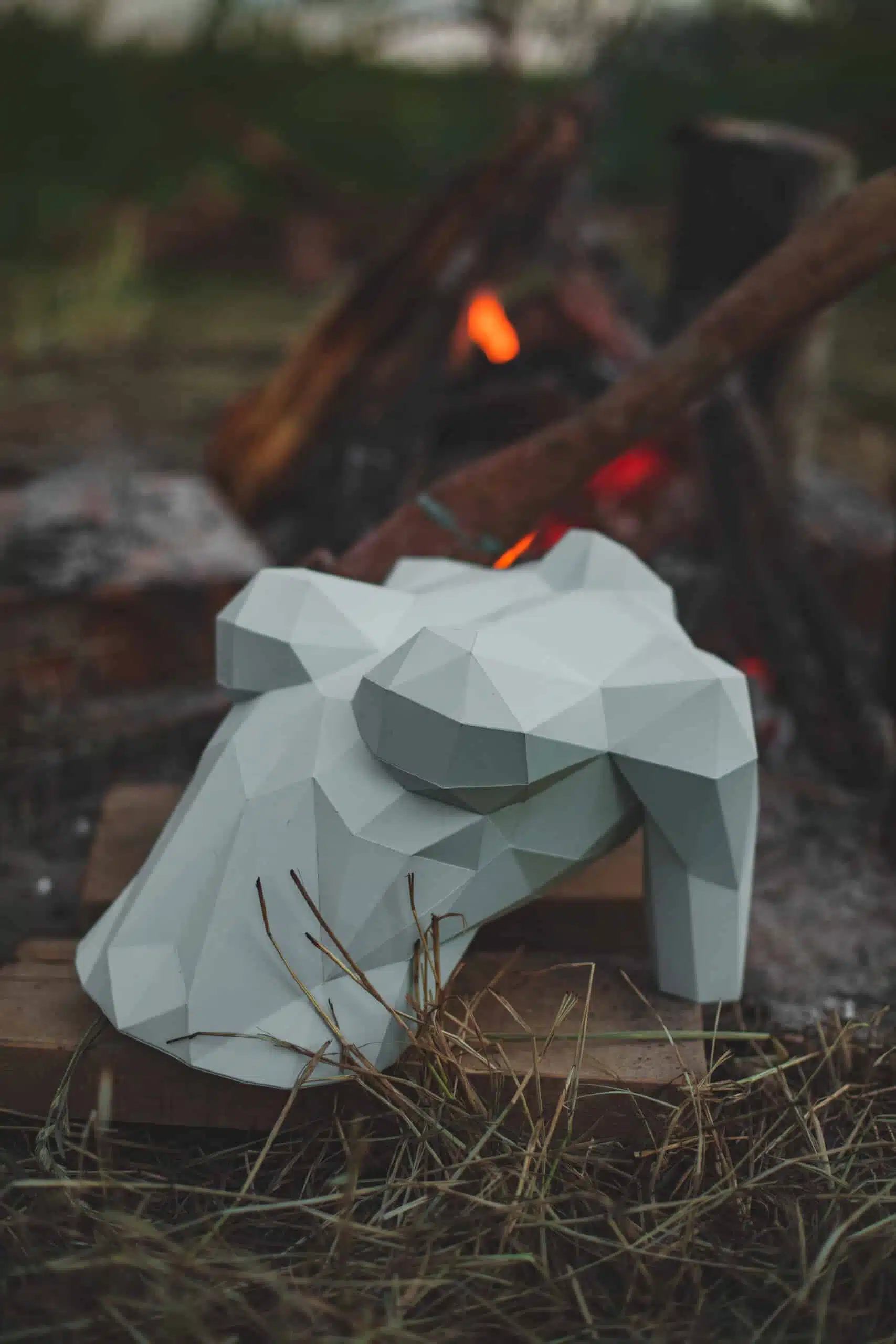Escultura feminina em papercraft 3D – vista 2