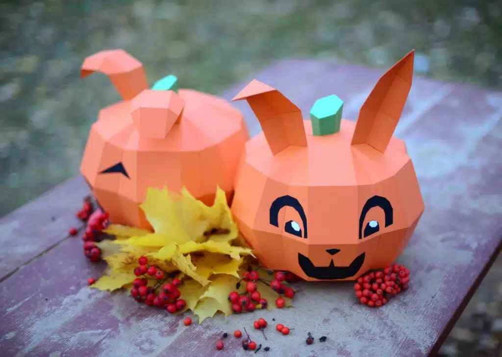 Papercraft citrouille mignonne à oreilles en origami 3D
