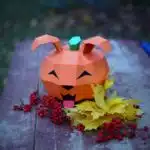 Papercraft citrouille mignonne à oreilles en origami 3D