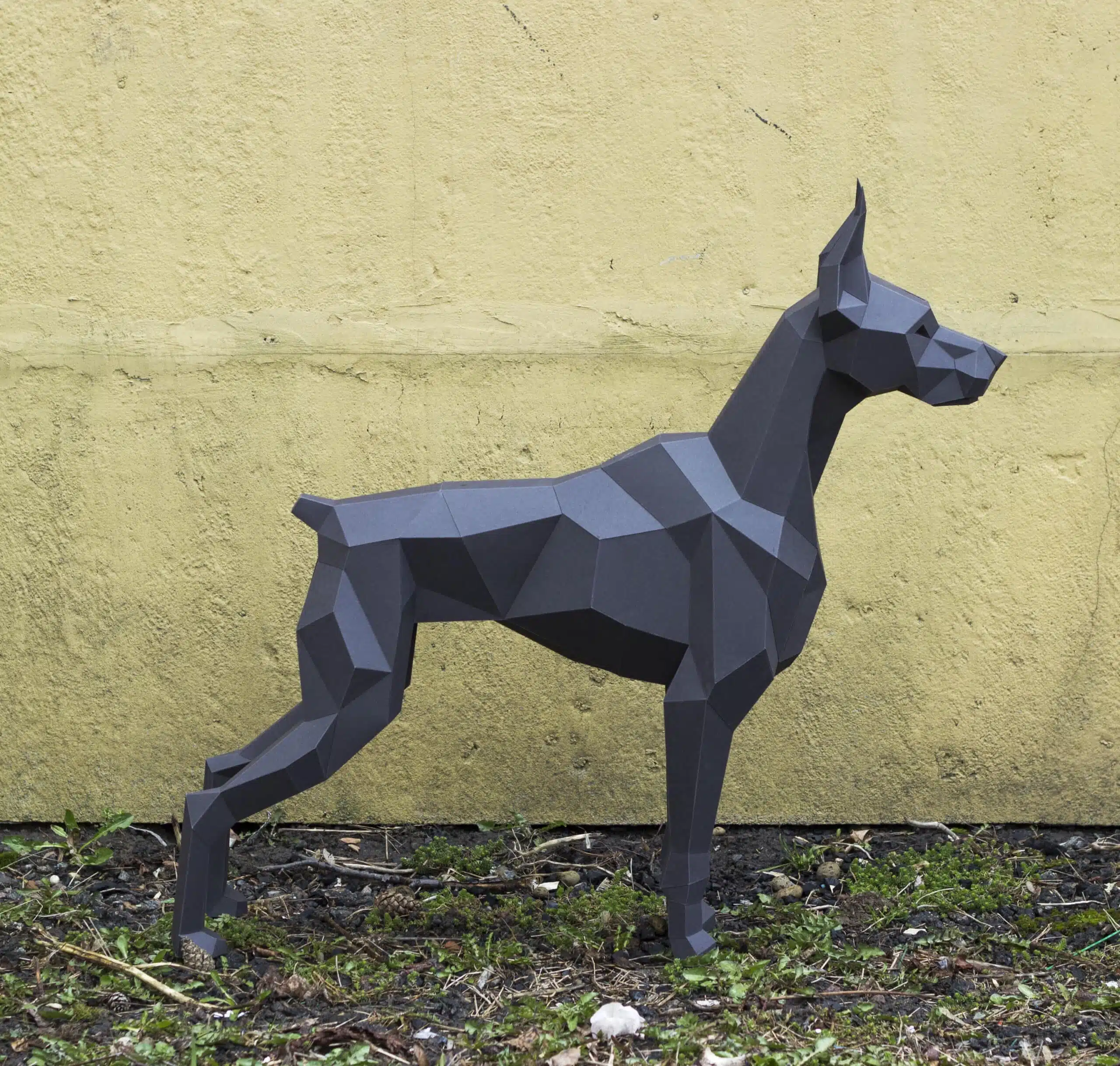 Doberman papercraft 3D in blauw arduin, weergave 9