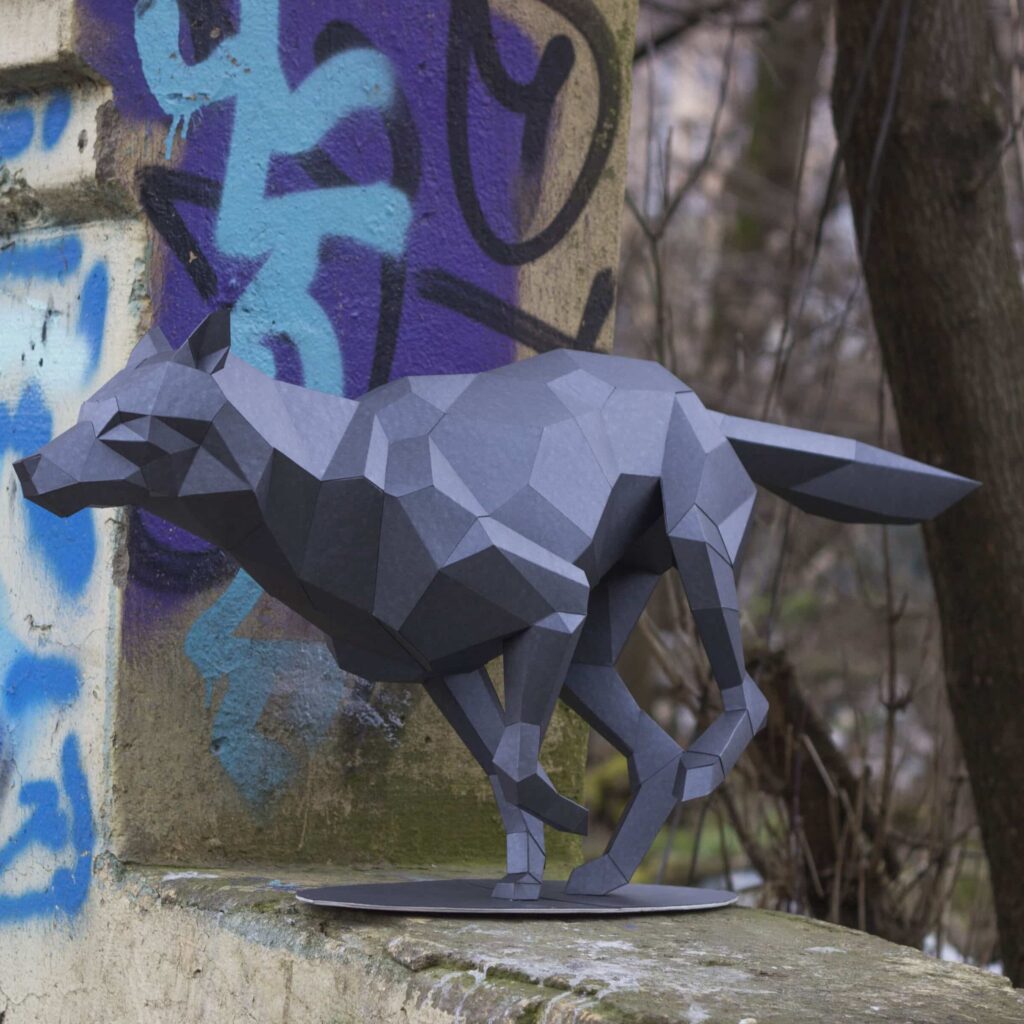 Papercraft de loup en origami 3D