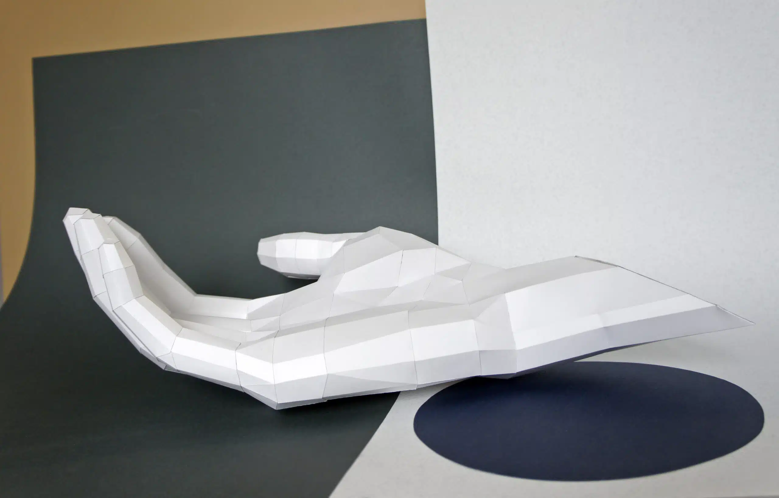 Rechterhand sculptuur in 3D-papercraft, weergave 8
