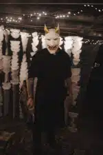 Papercraft de máscara de demonio Oni en origami 3D