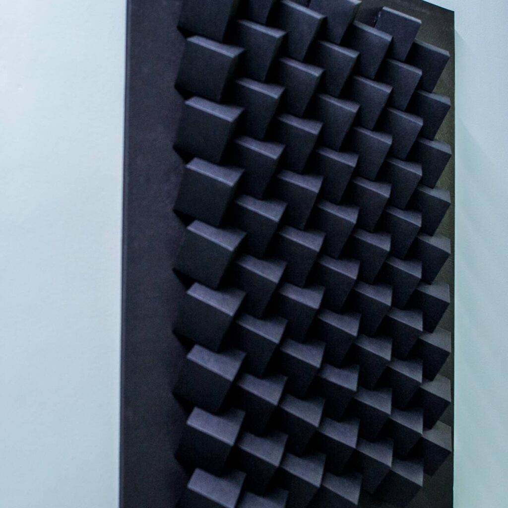 Papercraft of geometric cube in origami 3D