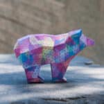 Papercraft of small simple bear in 3D origami