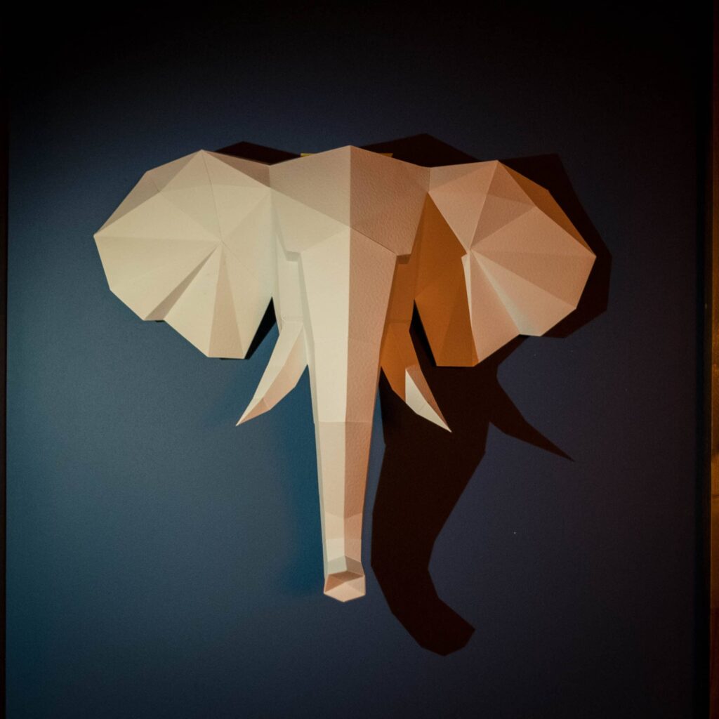Papercraft d'une tête d'éléphant en origami 3D