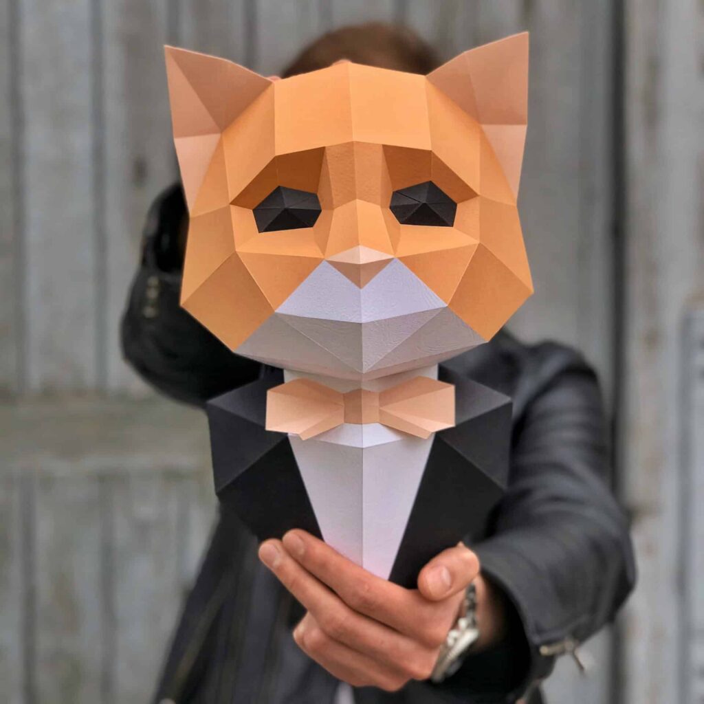 Papercraft d'un chat élégant en costume en origami 3D