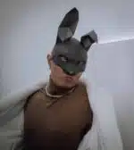 Zwart konijnenmasker in 3D-papercraft, weergave 6