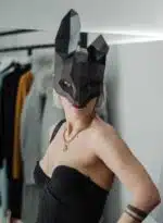 Zwart konijnenmasker in 3D-papercraft, 3D-model