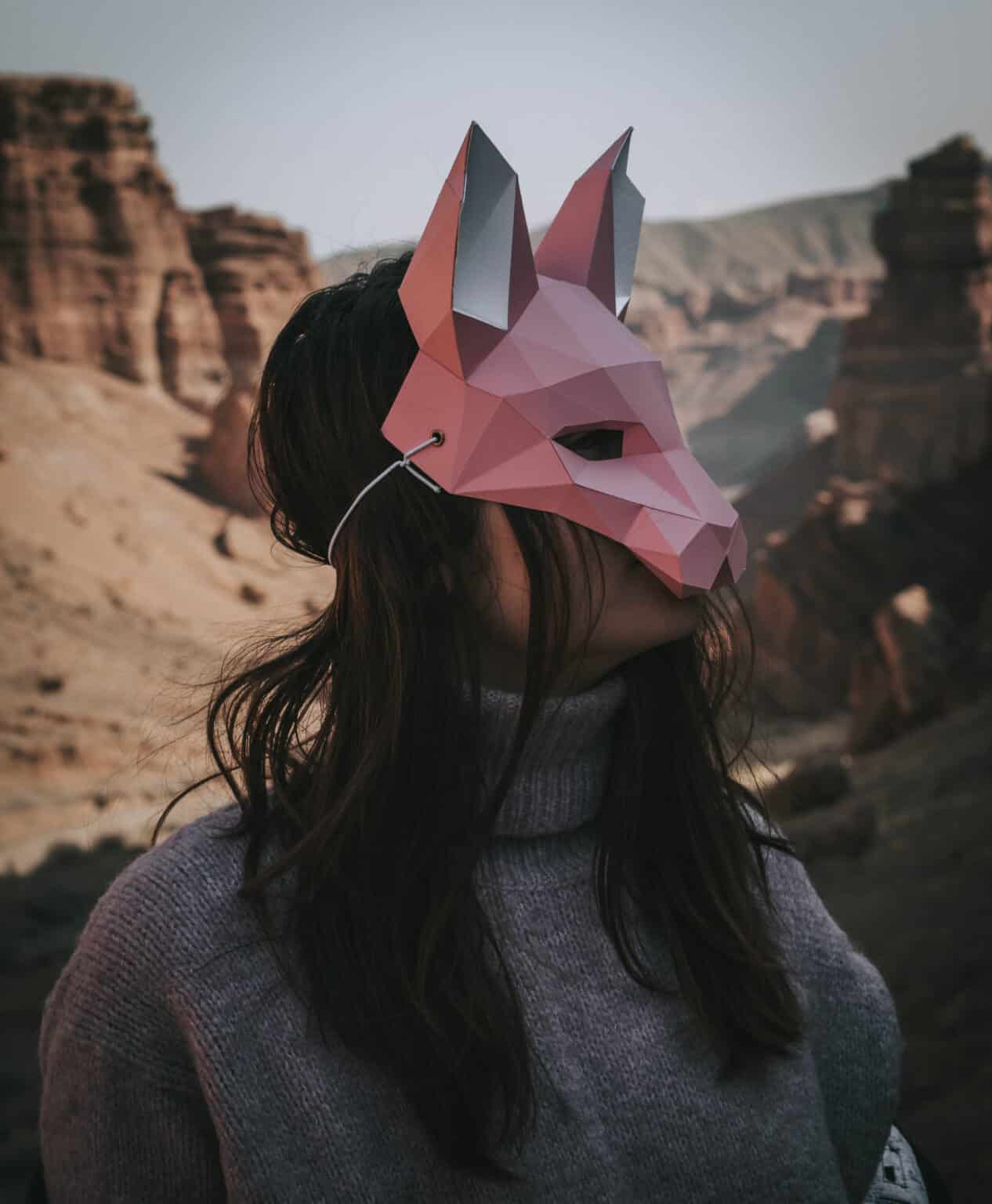 Papercraft of cat mask in origami 3D