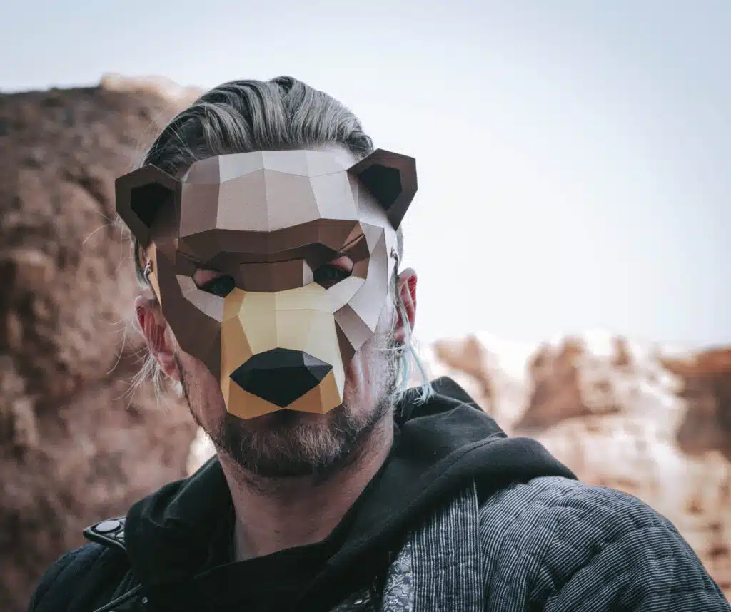 Máscara de oso en papercraft 3D