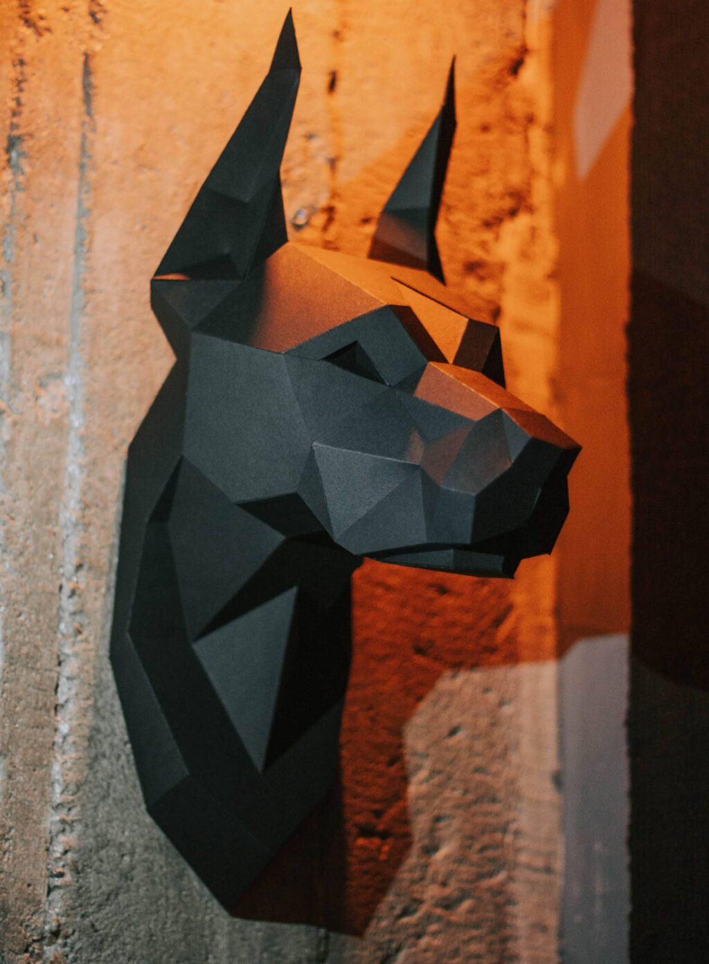 Dobermannkopf aus 3D-Papercraft