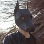 Papercraft de máscara capacete Doberman em origami 3D