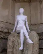 Zittende vrouw in 3D-papercraft, weergave 6