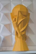 Papercraft de trofeo de fútbol en origami 3D