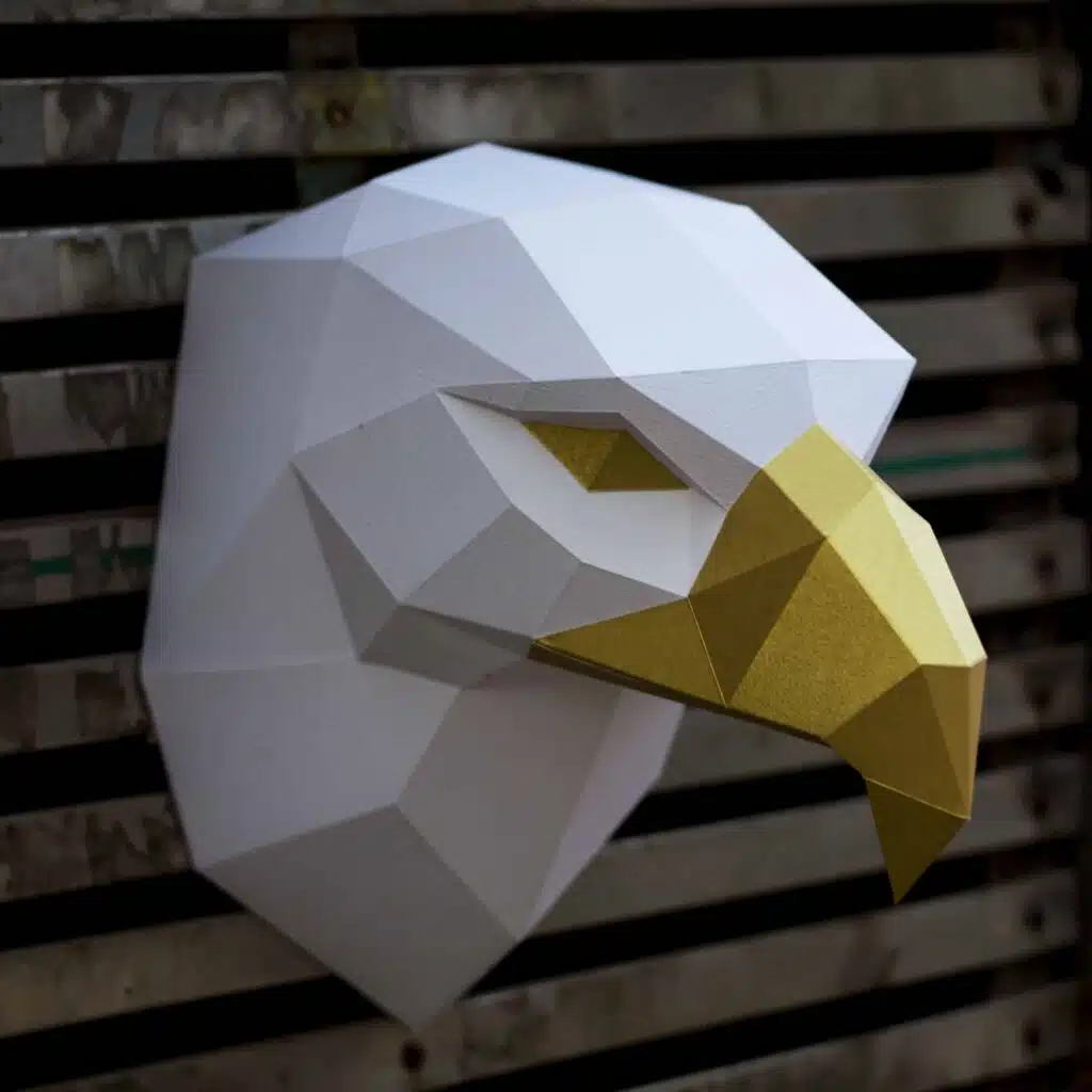 Scultura testa d’aquila in papercraft 3D
