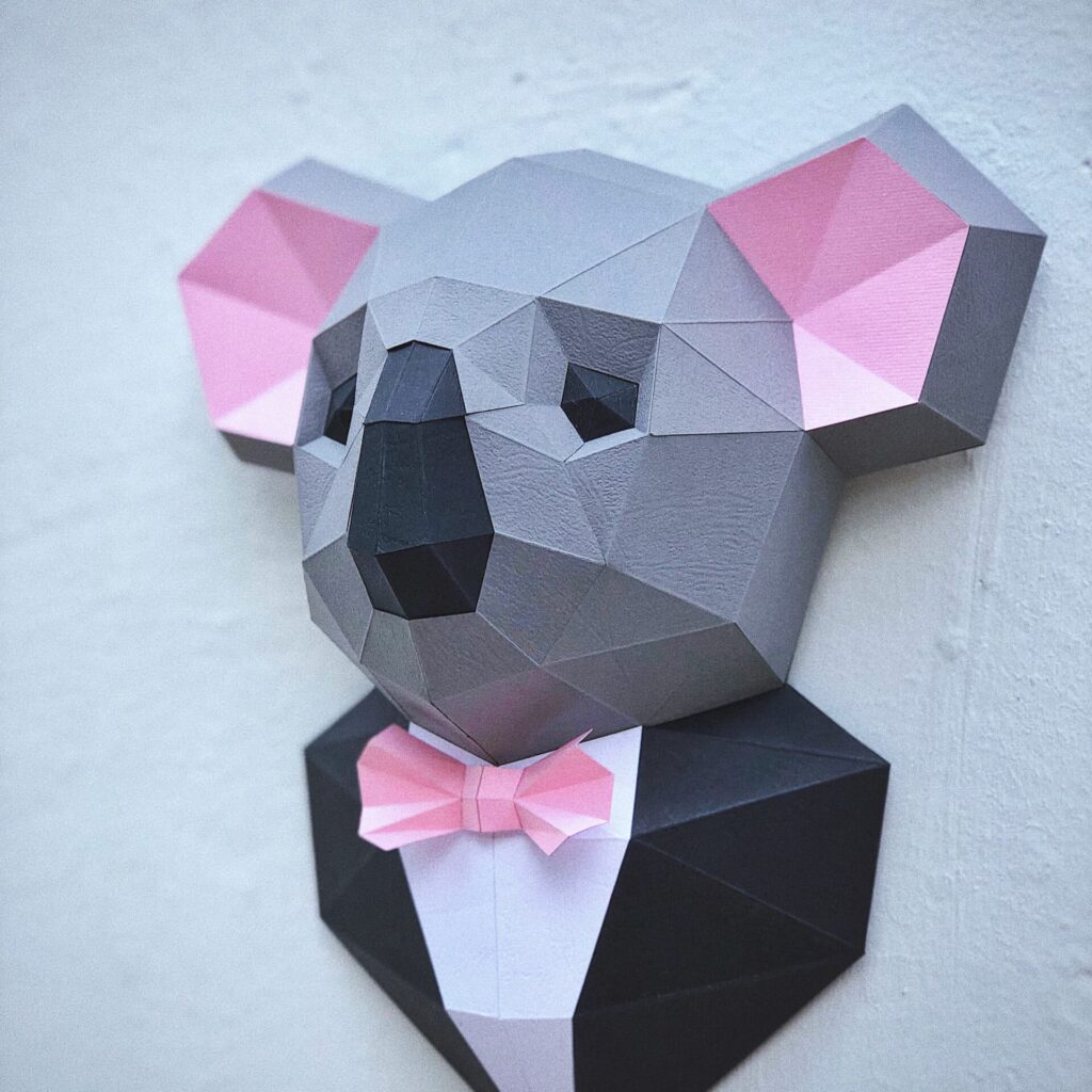 Papercraft of dapper koala in origami 3D