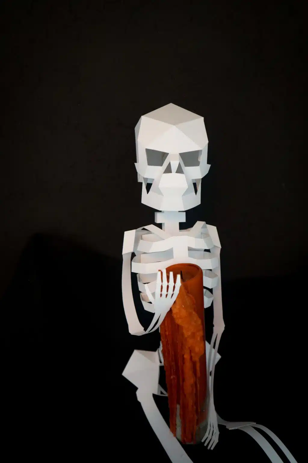 Papercraft Halloween skeleton in 3D origami