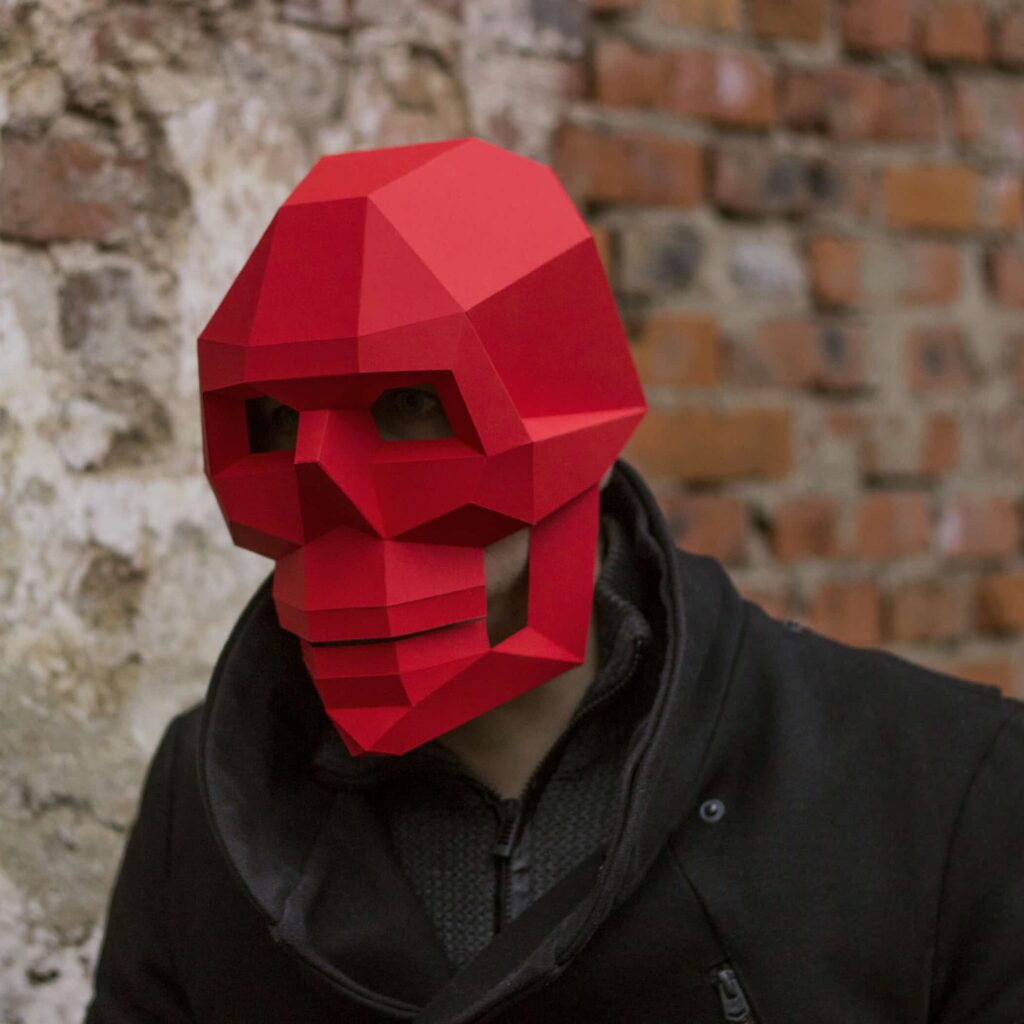 Papercraft de crâne démoniaque avec cornes en origami 3D