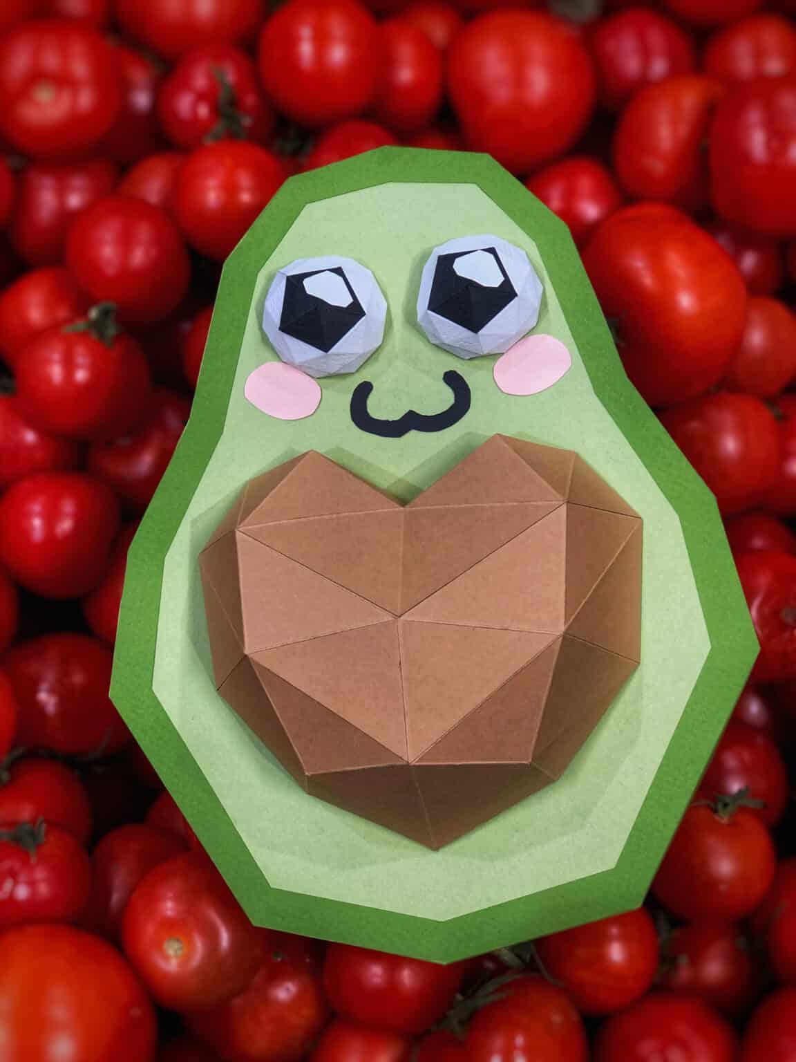 Papercraft de aguacate con corazón en origami 3D Papercraft de aguacate con corazón en origami 3D