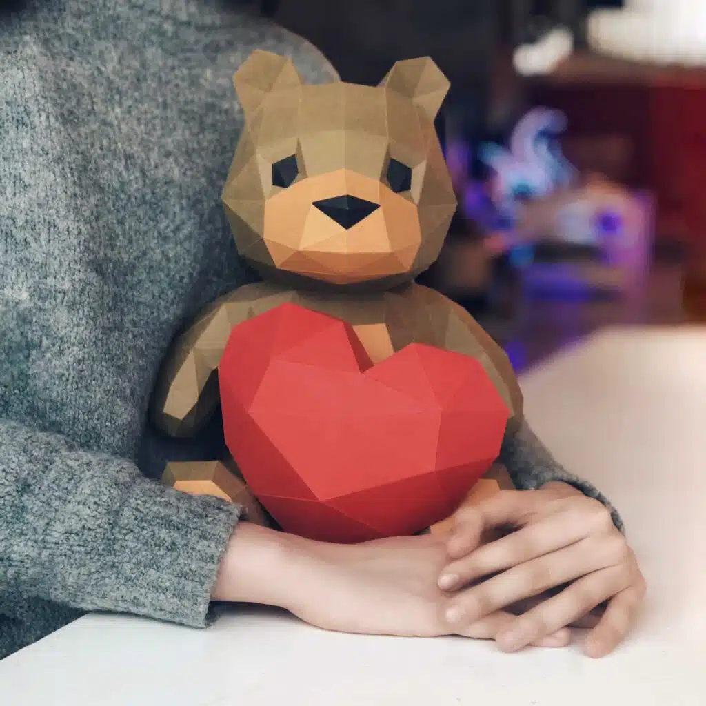 Papercraft of 3D bear in origami